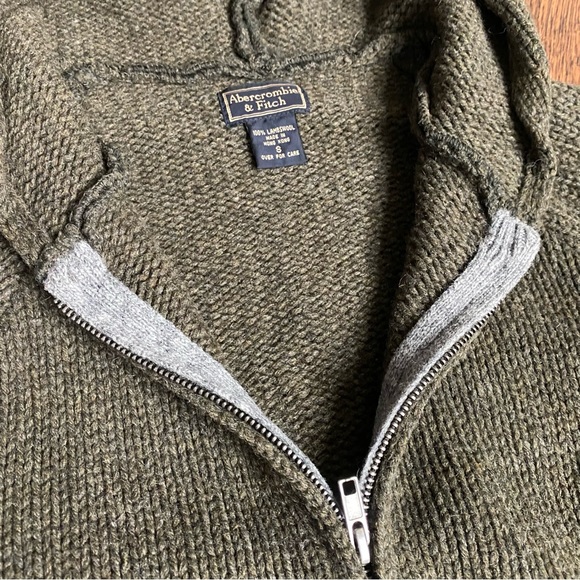 Abercrombie & Fitch Hooded Sweater - Picture 5 of 6